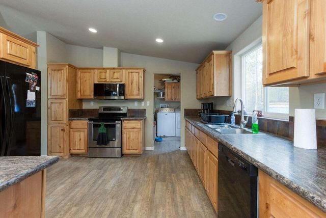 1451 Fred Mahn Road, La Pine, OR 97739