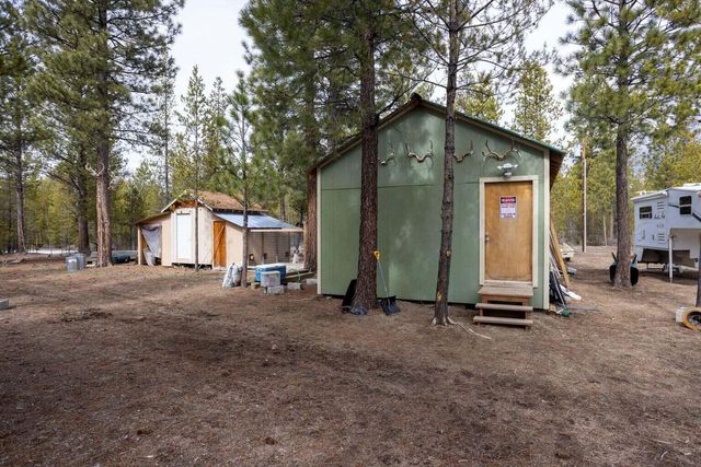 1451 Fred Mahn Road, La Pine, OR 97739