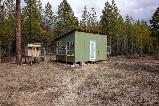 1451 Fred Mahn Road, La Pine, OR 97739