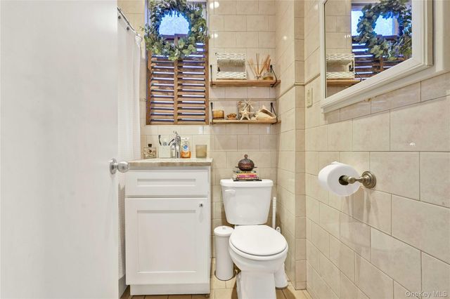 2255 48th Street, Astoria, NY 11105