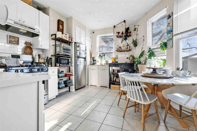 2255 48th Street, Astoria, NY 11105