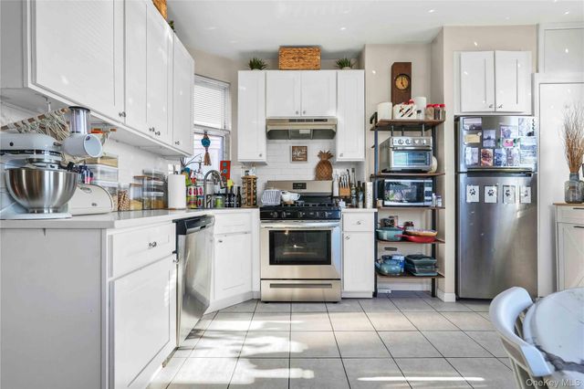 2255 48th Street, Astoria, NY 11105