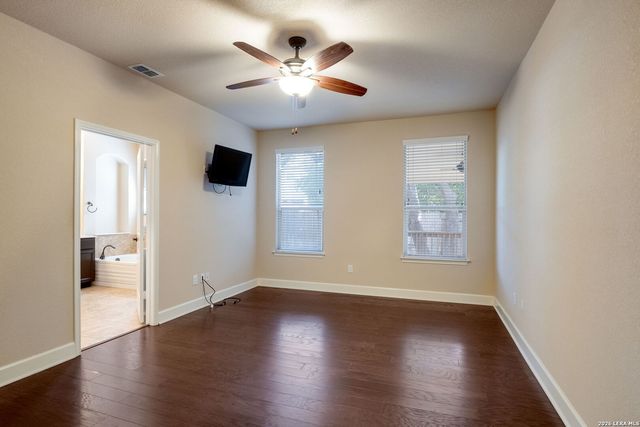 18219 Muir Glen, San Antonio, TX 78257