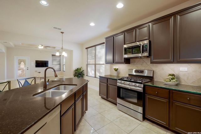 18219 Muir Glen, San Antonio, TX 78257