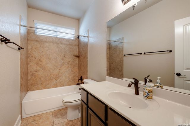 18219 Muir Glen, San Antonio, TX 78257