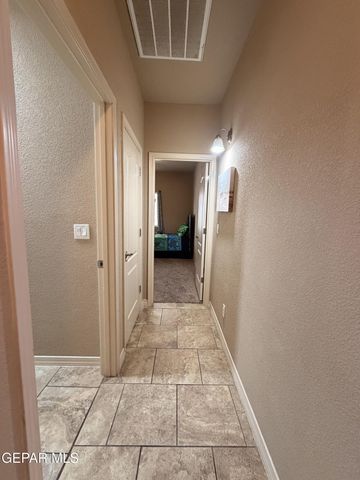 7616 Dawnlight Lane, Canutillo, TX 79835