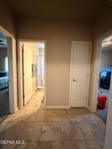 7616 Dawnlight Lane, Canutillo, TX 79835
