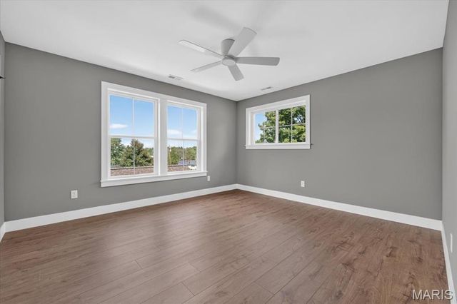 12 Beacon Hill Lane, Creve Coeur, MO 63141