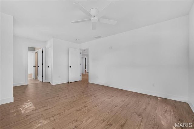 12 Beacon Hill Lane, Creve Coeur, MO 63141
