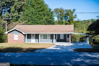 8196 Lakeview Drive SW, Covington, GA 30014