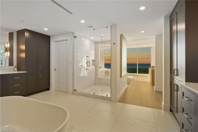 13935 Old Coast RD # 2206, Naples, FL 34110