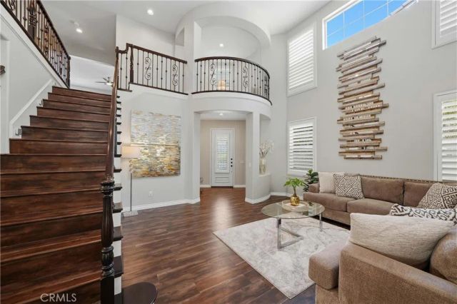 17688 Wren Drive, Canyon Country, CA 91387