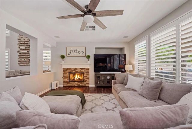 17688 Wren Drive, Canyon Country, CA 91387
