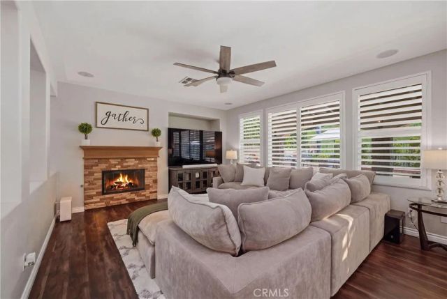 17688 Wren Drive, Canyon Country, CA 91387