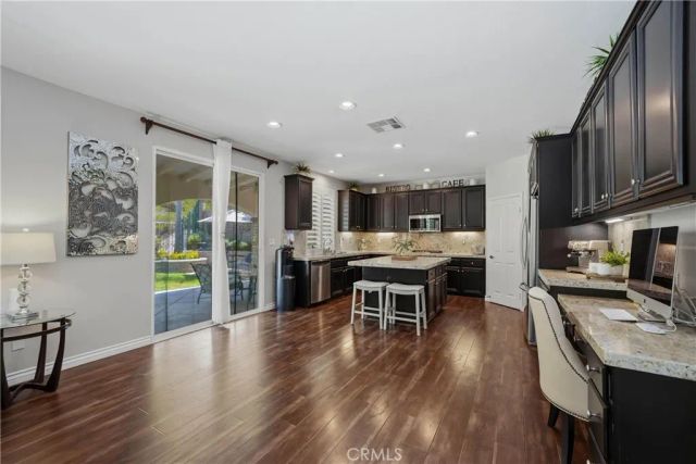 17688 Wren Drive, Canyon Country, CA 91387