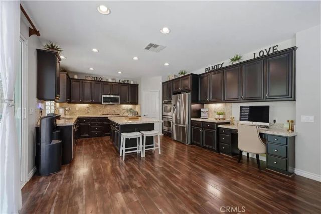 17688 Wren Drive, Canyon Country, CA 91387