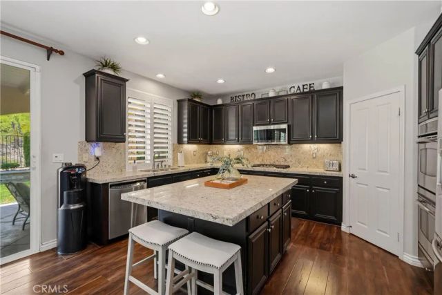 17688 Wren Drive, Canyon Country, CA 91387