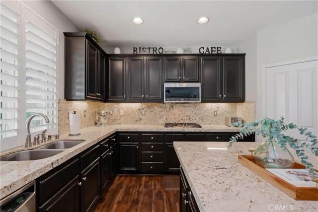 17688 Wren Drive, Canyon Country, CA 91387