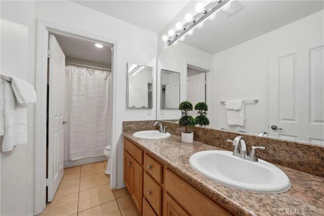 17688 Wren Drive, Canyon Country, CA 91387