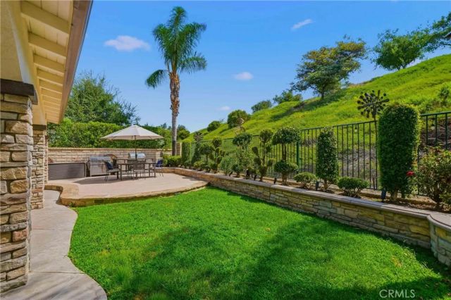 17688 Wren Drive, Canyon Country, CA 91387