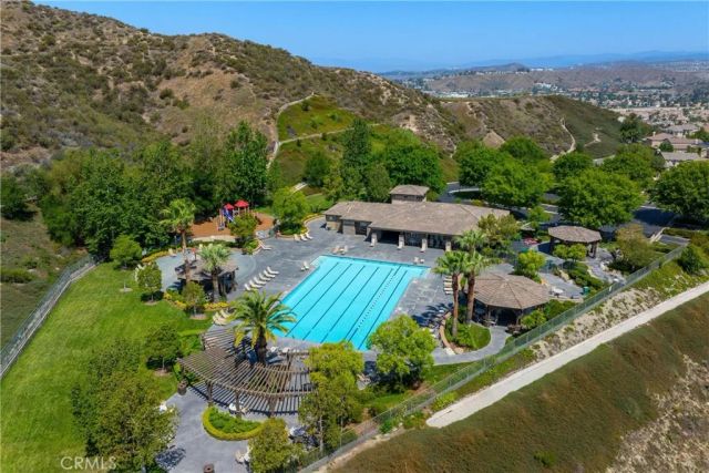 17688 Wren Drive, Canyon Country, CA 91387