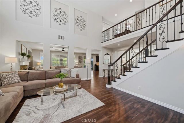 17688 Wren Drive, Canyon Country, CA 91387