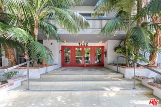 1262 S Barrington Avenue 204, Los Angeles, CA 90025