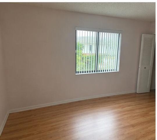 409 Pine Glen Lane A-1, Greenacres, FL 33463