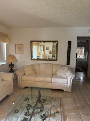 409 Pine Glen Lane A-1, Greenacres, FL 33463