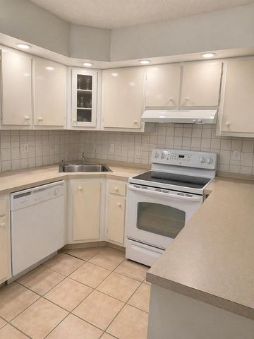 409 Pine Glen Lane A-1, Greenacres, FL 33463