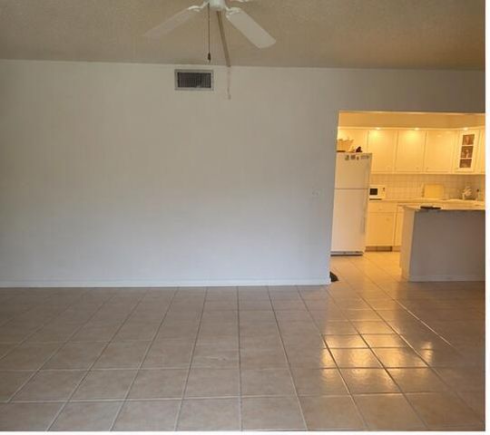 409 Pine Glen Lane A-1, Greenacres, FL 33463