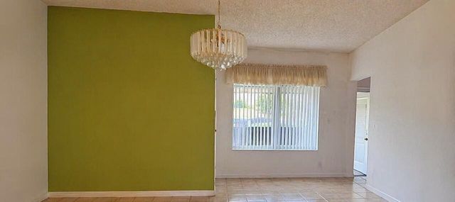 409 Pine Glen Lane A-1, Greenacres, FL 33463