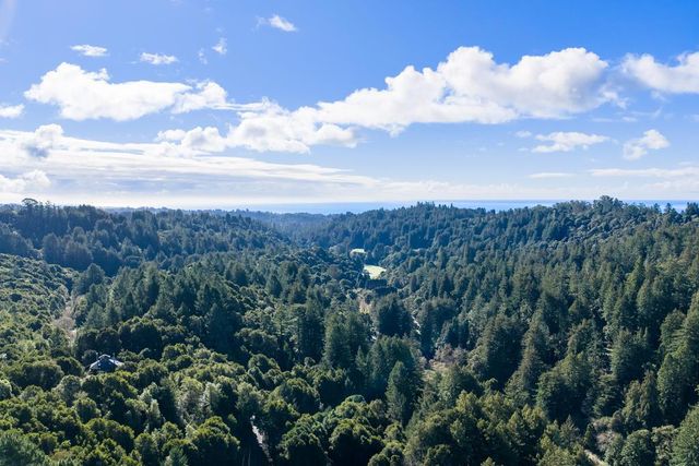 400 Red Hawk Lane, Aptos, CA 95003
