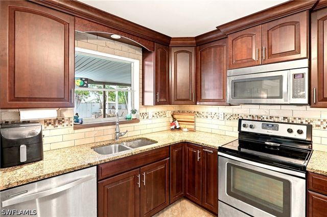 2741 McGregor BLVD, Fort Myers, FL 33901
