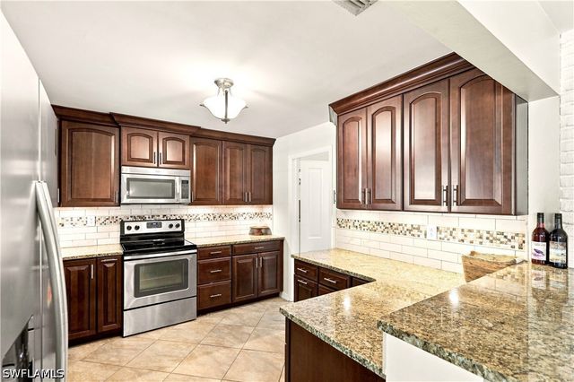 2741 McGregor BLVD, Fort Myers, FL 33901