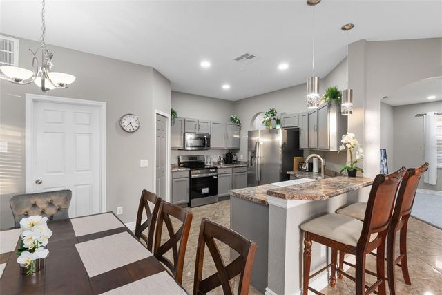 215 GLENEAGLES DRIVE, Davenport, FL 33897