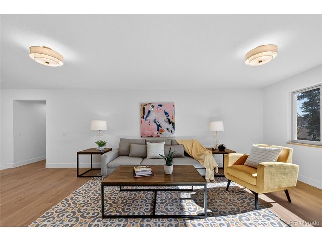 6696 W Rowland Ave, Littleton, CO 80128