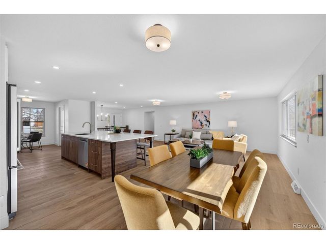 6696 W Rowland Ave, Littleton, CO 80128