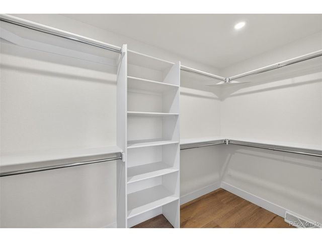 6696 W Rowland Ave, Littleton, CO 80128