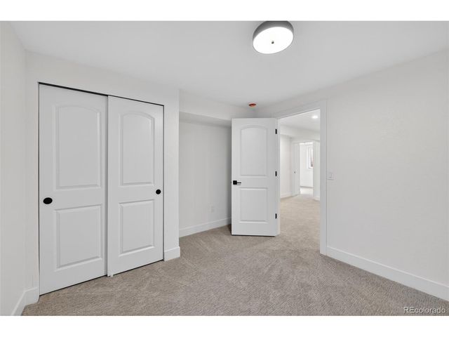 6696 W Rowland Ave, Littleton, CO 80128