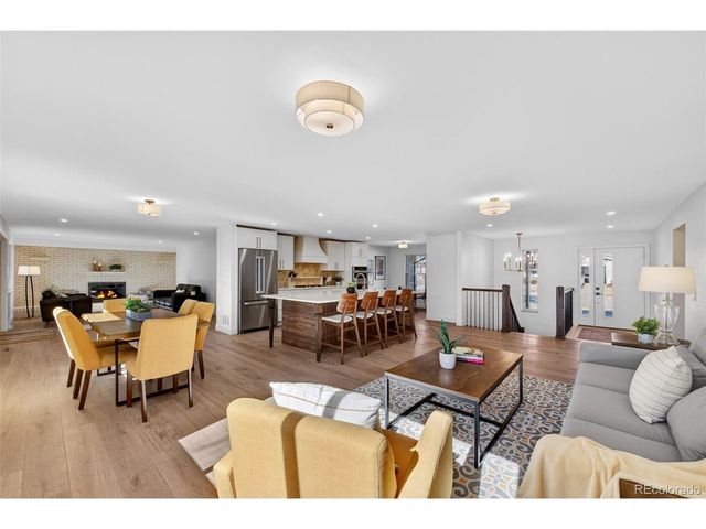 6696 W Rowland Ave, Littleton, CO 80128