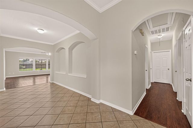 9607 Pine Bank Court, Houston, TX 77095