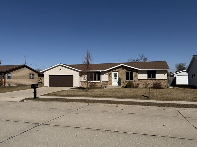2834 43rd STREET, Two Rivers, WI 54241