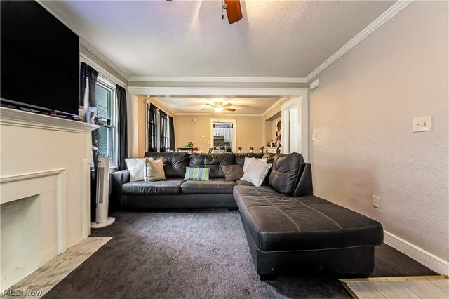 1714 Hillview Road, Cleveland, OH 44112