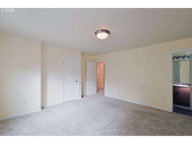 15817 Ne EVERETT Ct, Portland, OR 97230