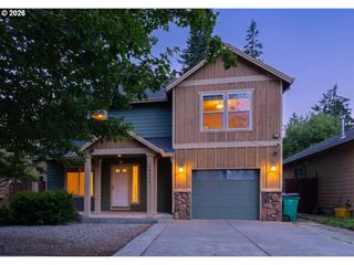 15817 Ne EVERETT Ct, Portland, OR 97230