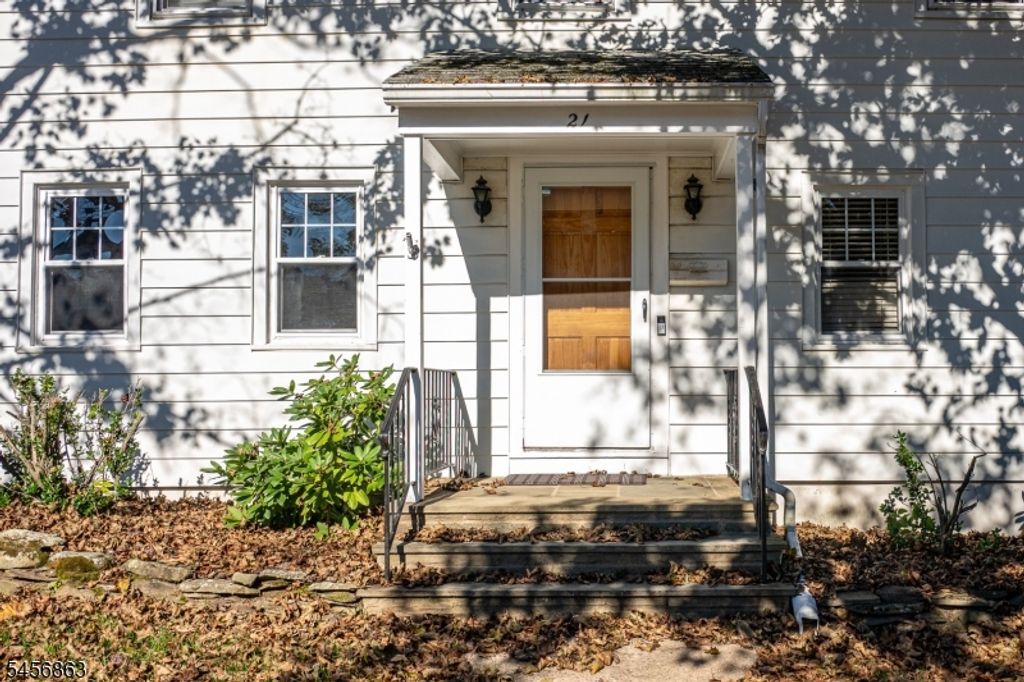 21 Park Ave, Caldwell Boro Twp., NJ 07006 — photo 3