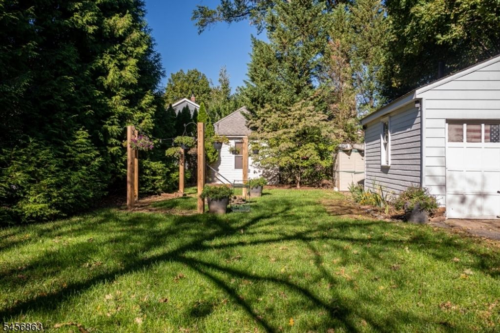 21 Park Ave, Caldwell Boro Twp., NJ 07006 — photo 4