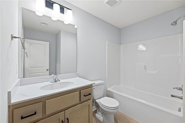 18725 W 193rd Street, Spring Hill, KS 66083
