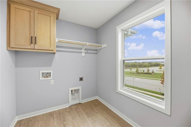 18725 W 193rd Street, Spring Hill, KS 66083